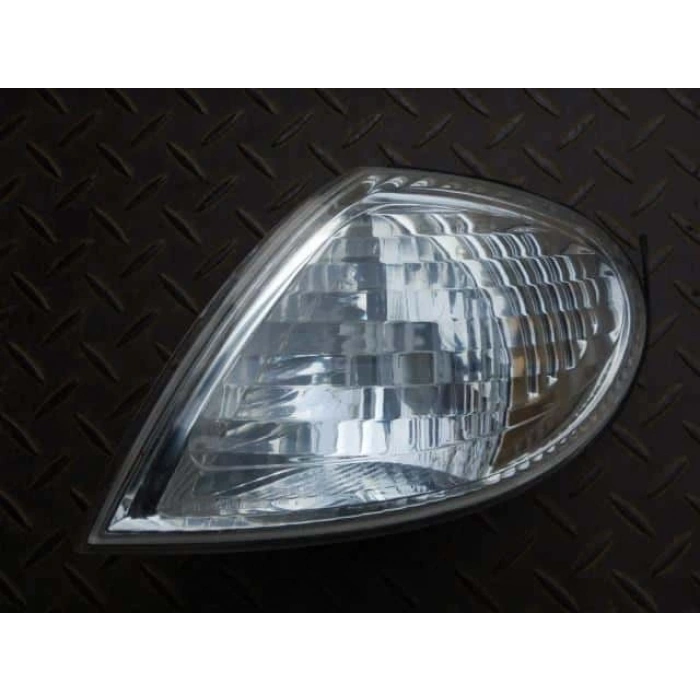 Sinyal Lambası Almera 2000-2001 Duylu Sol (Oem No:26135Bm415)