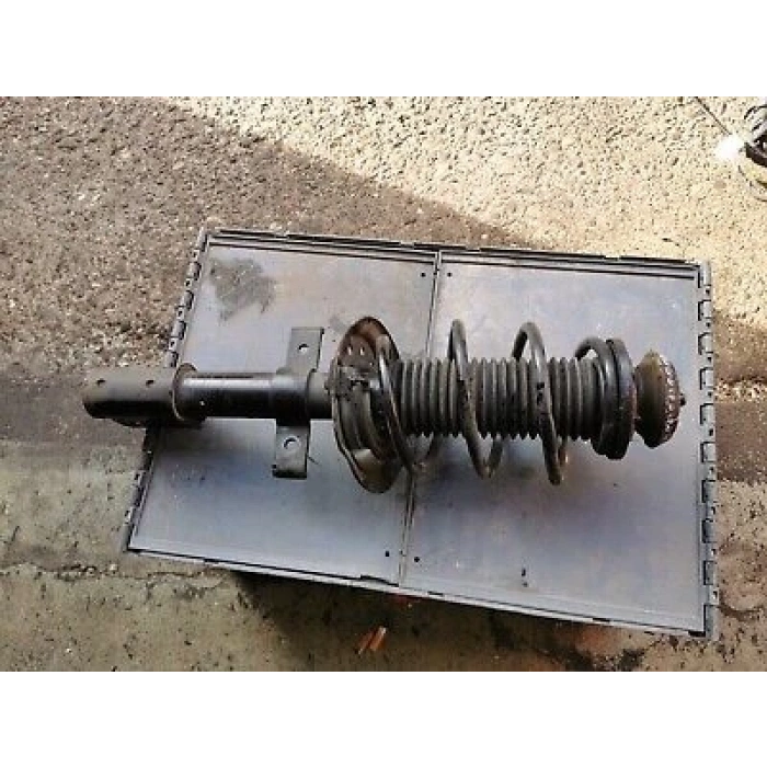 Renault Clio V 1.0 2019- Amortisör Ön  (Oem No:543026519R)