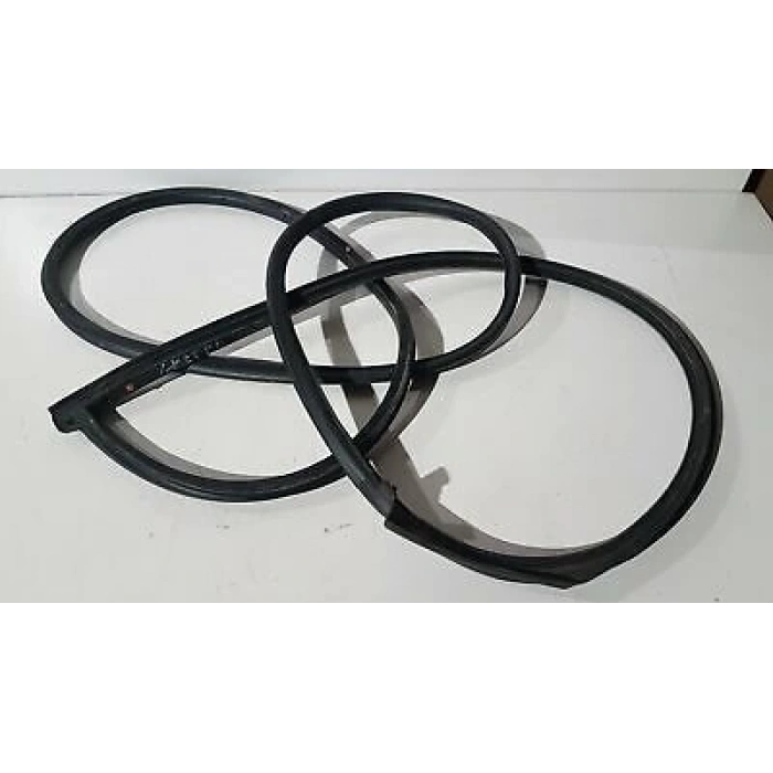 Kapı Çevre Fitili Ix-35 Ön 2010-2015 Sağ (Oem No:821402Y000)