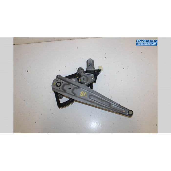 Cam Krikosu İ20 2009-2011 Arka L Motorsuz (Oem No:834031J010)