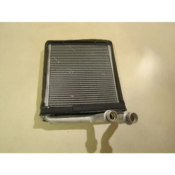 Vw Passat-Octavia  2004-2010 Kalorifer Radyatörü  (Oem No:3C0819031)