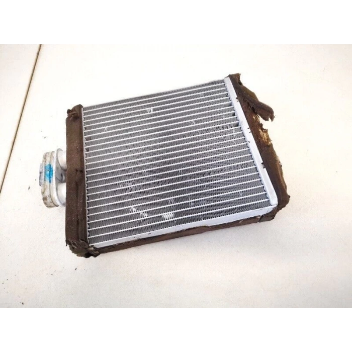 Vw Polo-Cordoba-İbiza-Fabia  2001- Kalorifer Radyatörü  (Oem No:6Q0819031)