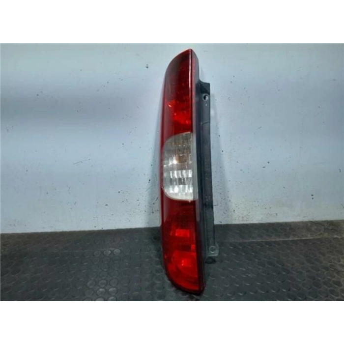 Fiat Doblo 2005-2010 Stop Lambası Sol  (Oem No:51755145)