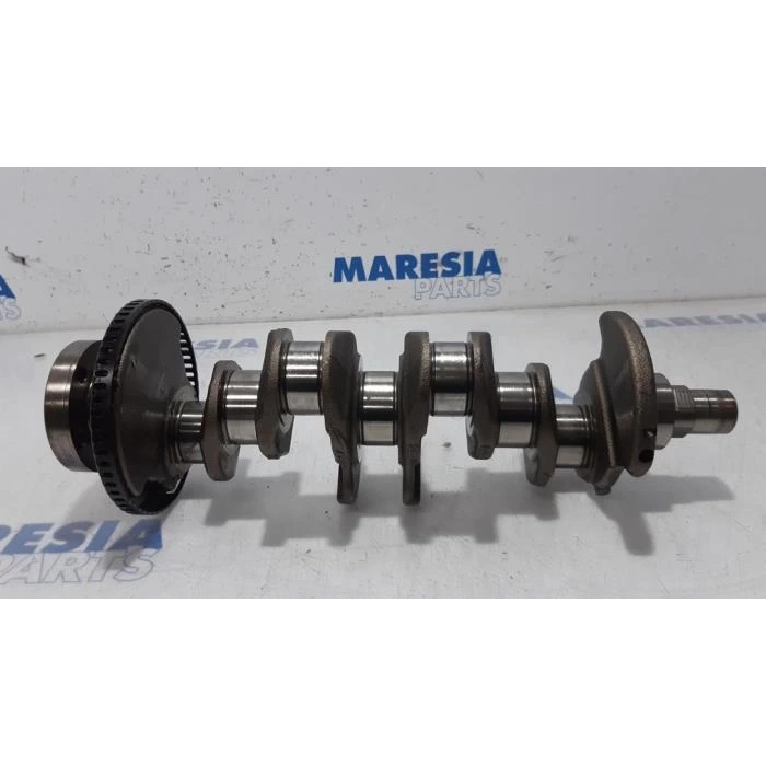 Fiat Doblo Iıı-Linea-Egea 1,6 Mjet 2007- Krank Mili  (Oem No:73504130)