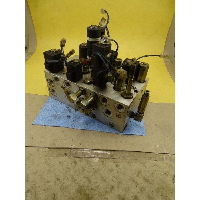 Fiat M131 - Dks  78- Amortisör Takozu On 3 Delık (Oem No:85006635)