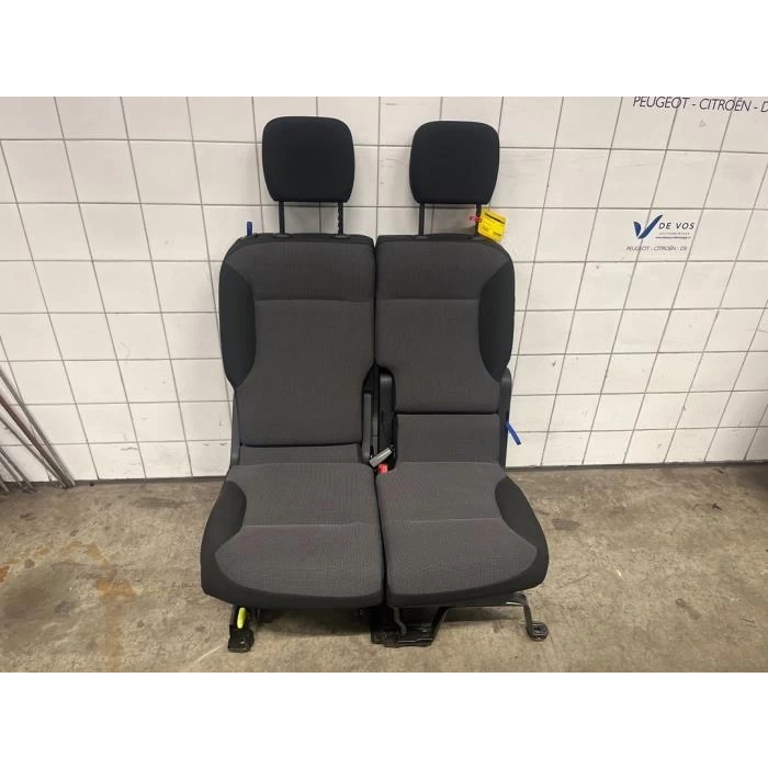 Fiat Doblo V 2022- Iskelet Orta Koltuk Sırtlıgı  (Oem No:9826530180)