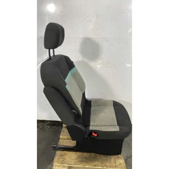 Fiat Doblo V 2022- Koltuk Mınderı  (Oem No:9827405880)
