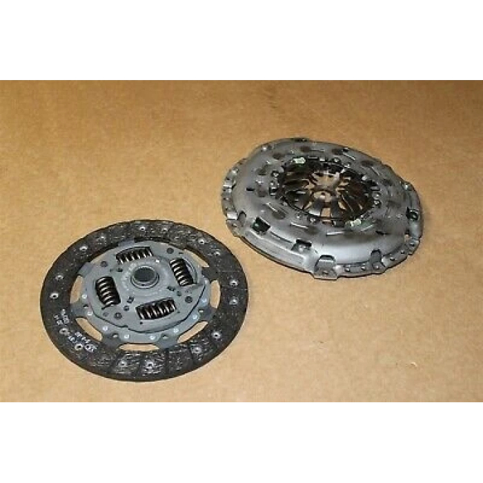 Vw Golf7- A3 Leon-Octavia Clha-Crkb-Clhb-Crka 1,6 Tdı 2013- Debriyaj Seti 623356000 (Oem No:04L141015D)