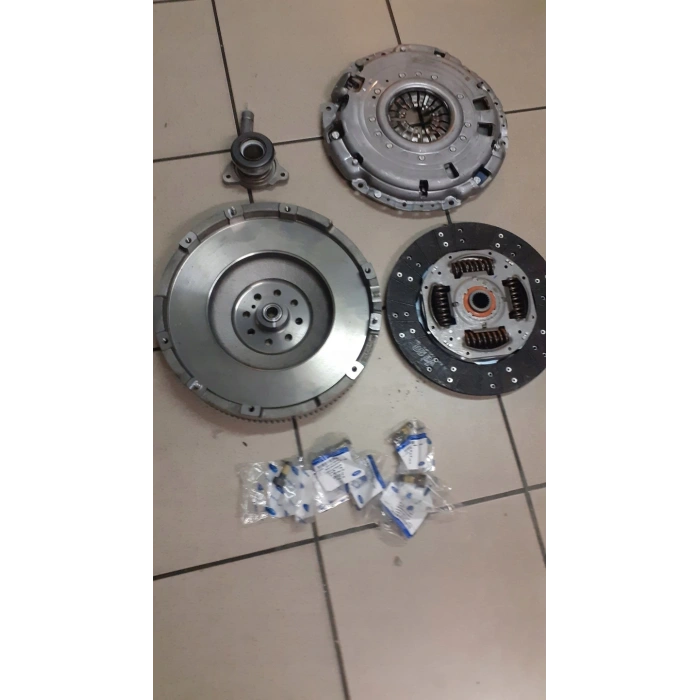 Ford Transit V-362/63 2.0 Panther 2017- Debriyaj Seti Gk31  Ve  Ad  Ve  Ea (Oem No:Gk317540Ca)