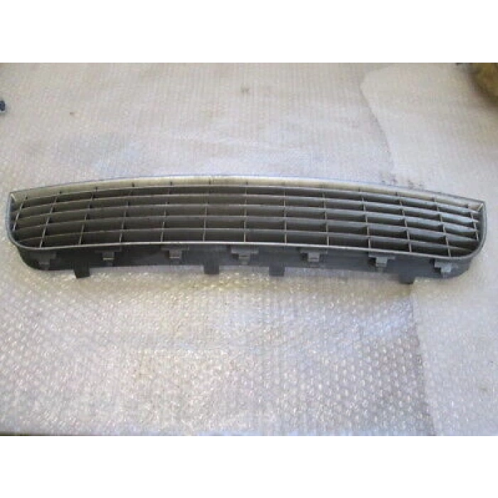 Fiat Grande Punto- 2006-2012  Ön Tampon Panjuru Gümüş Gri (Tyg) (Oem No:735489585)