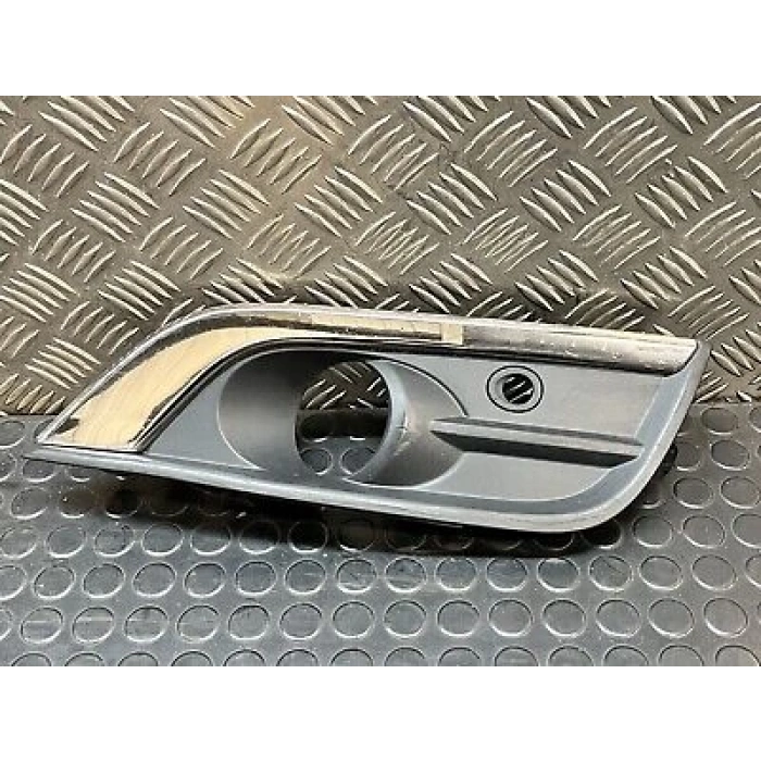 Renault Koleos- 2017-2021  Sis Lamba Kapağı Sağ Nikelaj Çıtalı/Sensör Delikli (Tw) (Oem No:263314283R)