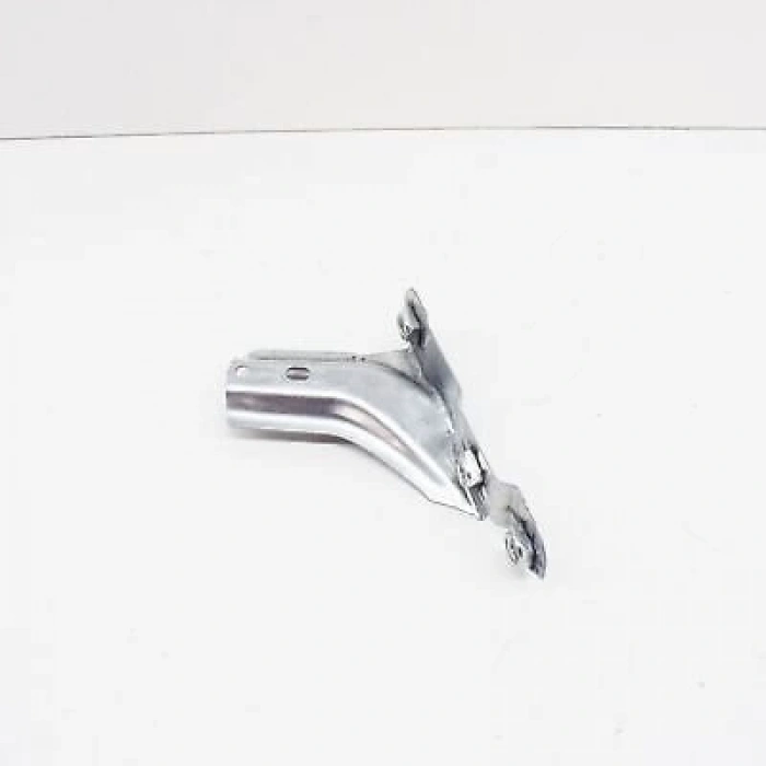 Volkswagen Polo- 6- 2010-2017  Ön Çamurluk Bağlantı Braketi Sağ (Oem No:6R0821142B)