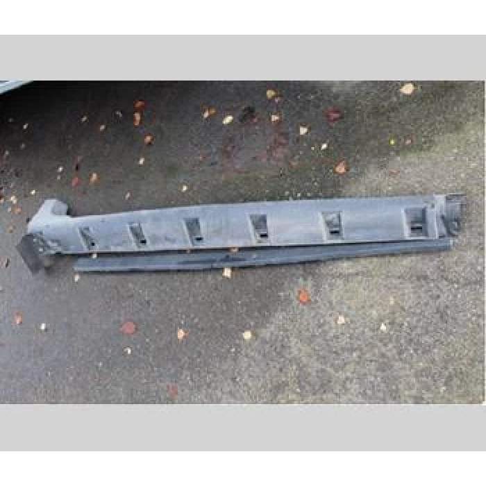 Dacia Duster- 2010-2017  Marşpiyel Plastiği İç Braketi Sağ (Tw) (Oem No:764580003R)