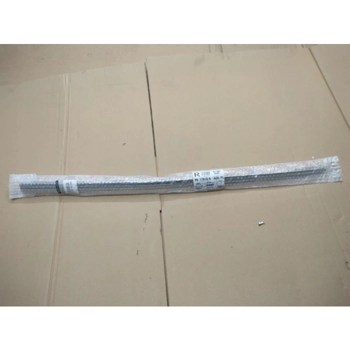 Renault Kadjar- 2015-2022  Ön Kapı Bandı Nikelajı Sol (Tyg) (Oem No:808D14128R)