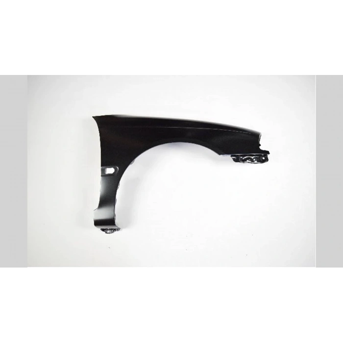 Çamurluk Avensis 1998-2000 Ön Sağ   (Oem No:5381105030)