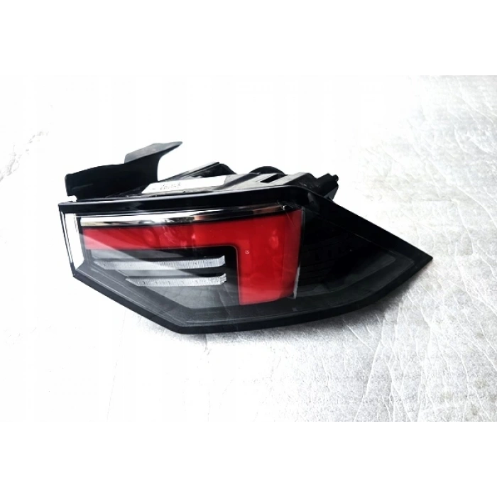 Opel Astra L 2022- Stop Lambası Dış Sağ  (Oem No:9839298380)