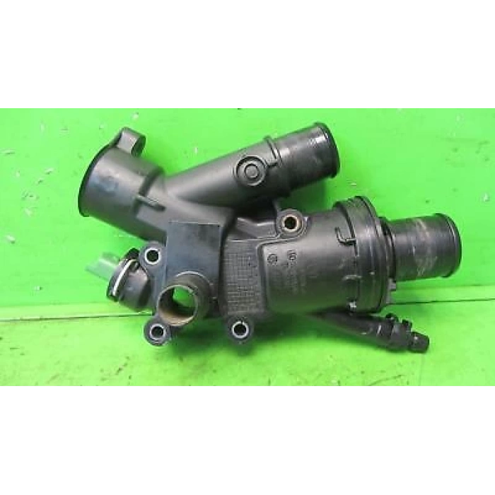 Psa  308  407  3008  508 Mondeo 2.0 Tdcı/Hdı 2009- Termostat Yuvası (1336.As) (Oem No:9803648780)