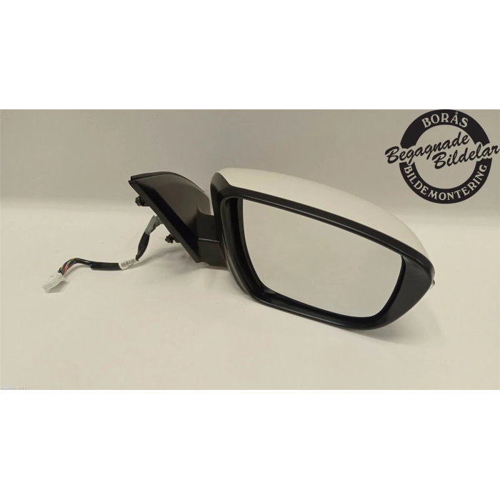 Japon Qashqai (J11) 1.5:1.7 2014- Dış Dikiz Aynası Sağ Elektıklı Isıtmalı Sinyallı Otomotık Katlanır Astarlı Kameralı (Oem No:963014Eh8A)