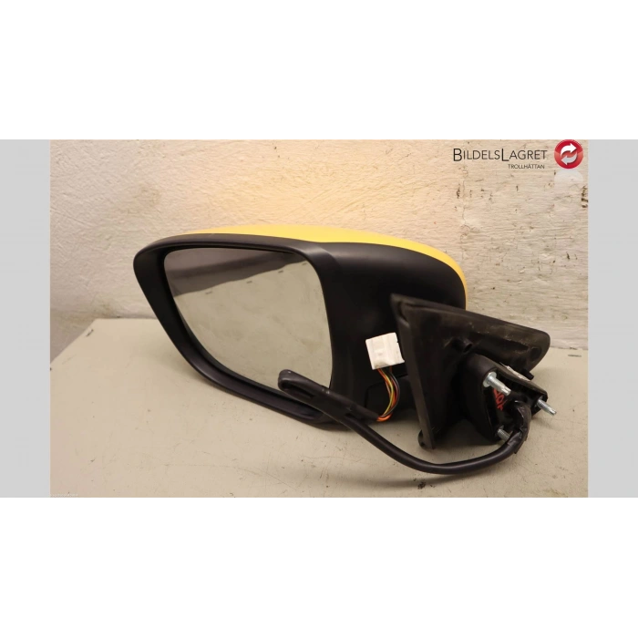 Japon Juke 2014- 1.6:1.2:1.5 2014- Dış Dikiz Aynası Sol Elektrikli Astarlı Sinyallı 5 Pın (Oem No:96302Bv90B)