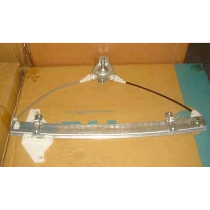 2000-2006 Hyundai Accent Milenyum Ön Cam Krikosu Sağ Manuel Adet Oem No:8240225000