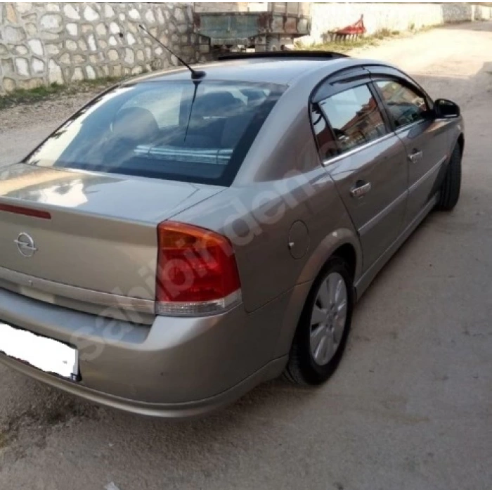 opel vectra- 2006-2009  stop lambası sağ sarı/kırmızı/beyaz Oem No (981771798)