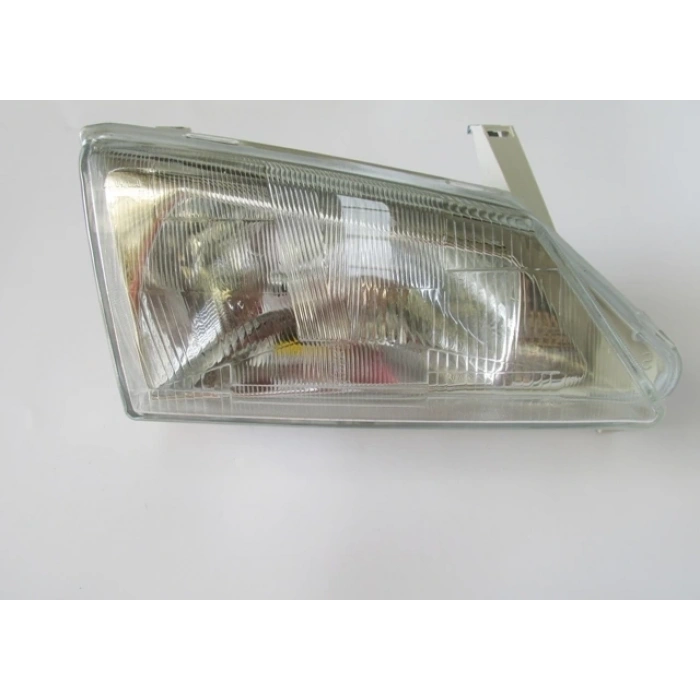 dacia solenza- 2003-2006  far lambası sağ manuel (ayfar) Oem No (6001546539)