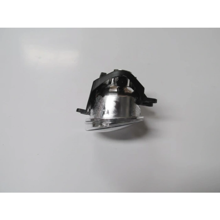 toyota yaris- 2014-2016  sis lambası sol (h11) (casp) Oem No (8122002110)