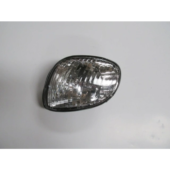 toyota corolla- zz111- 2000-2002  ön sinyal sol seffaf beyaz (japon göz tıpı) (casp) Oem No (8152012870)