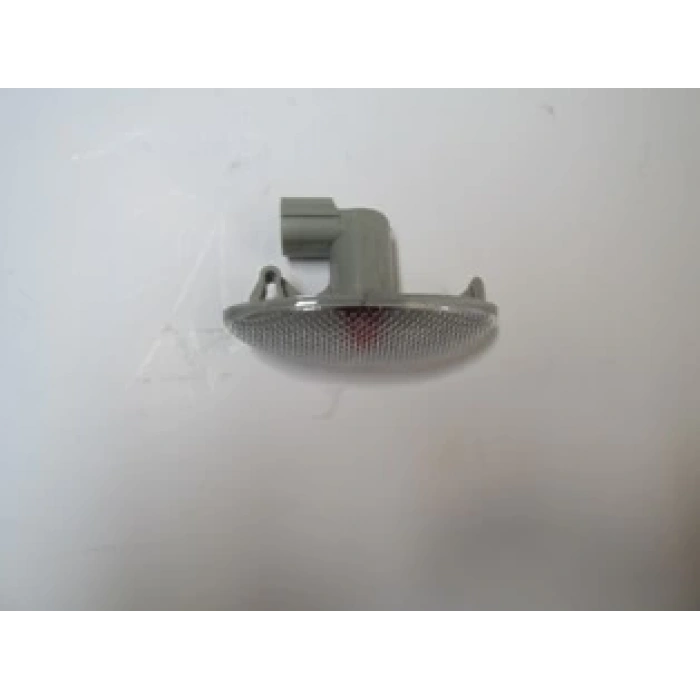 toyota yaris- 2006-2011  çamurluk sinyali beyaz sağ/sol aynı (adet) (depo) Oem No (8173002080)