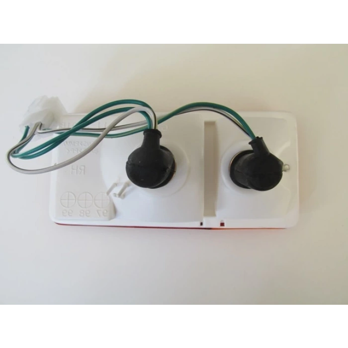 daihatsu hijet- pıck up- 1990-1997  stop lambası sol sarı/kırmızı (yatay tıp)(tyc) Oem No (515608751600)