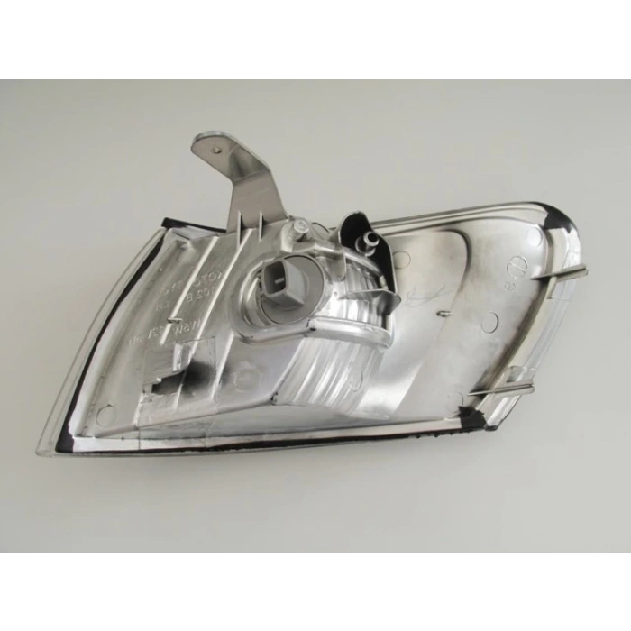 toyota corolla- ae101- 1993-1998  modıfıye ön sinyal sağ (seffaf camlı nikelajlı) (koto) Oem No (815101361009)