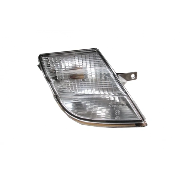 nissan micra- k12- 2003-2006  ön sinyal sağ beyaz (ön panjur iç sinyali) (depo) Oem No (26130AX610)