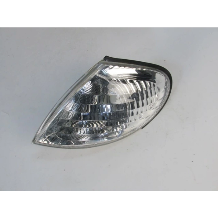 nissan almera- n16- sd/hb- 2000-2003  ön sinyal sol beyaz (h4 tıpı far ıçın uyumlu)(casp) Oem No (26135BM415)