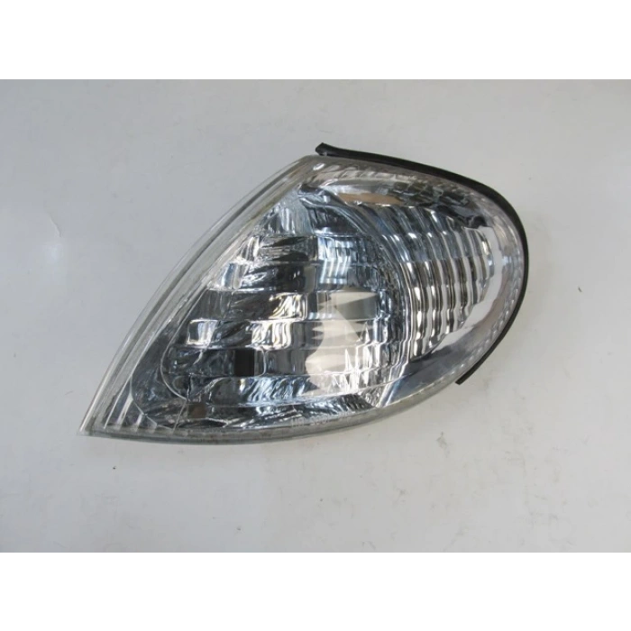 nissan almera- n16- sd/hb- 2000-2003  ön sinyal sol beyaz (h4 tıpı far ıçın uyumlu)(casp) Oem No (26135BM415)