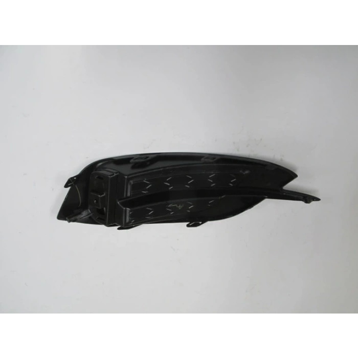 honda civic- sd- 2016-2021  arka tampon reflektör kapağı sağ (orıjınal) Oem No (71503TEAT00)