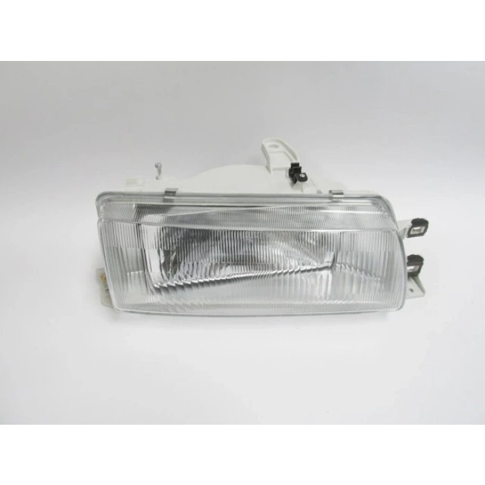 toyota corolla- ae92- 88-1992  far lambası sağ (h4) (depo) Oem No (811301A590)