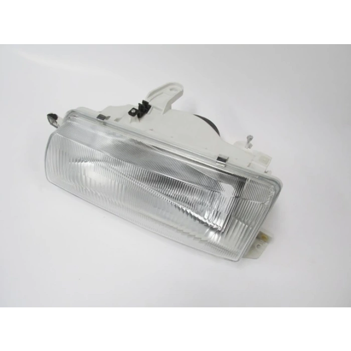 toyota corolla- ae92- 88-1992  far lambası sol (h4) (depo) Oem No (811701A590)