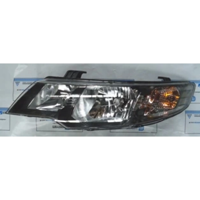 kia cerato- 2010-2011  far lambası sol manuel (h7/h1) (famella) Oem No (921011M020)