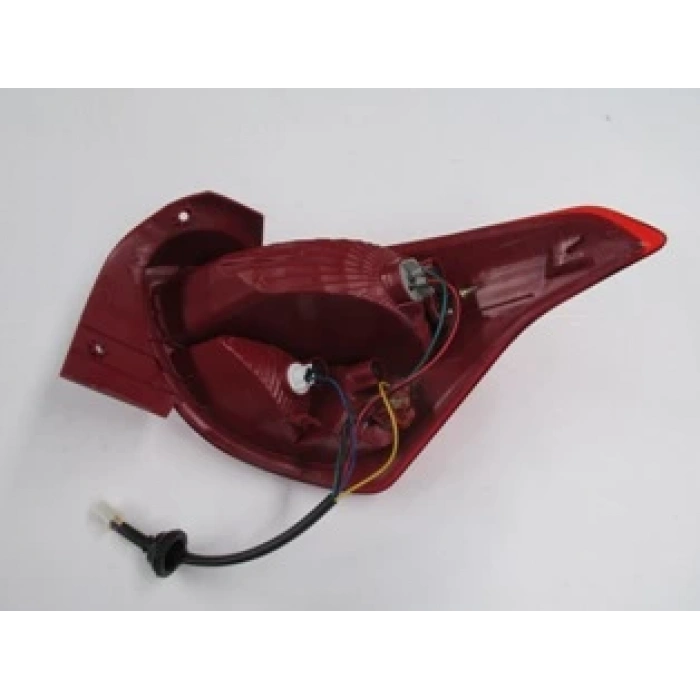 hyundai  i10   2013-2016  stop lambası sol kırmızı/beyaz (famella) Oem No (92401B9000)