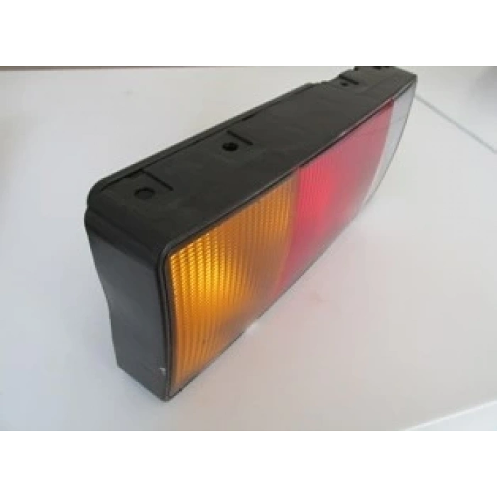 hyundai hd 72-77 kamyonet- 2000-2002  stop lambası sol beyaz/kırmızı/sarı (famella) Oem No (924104F030)
