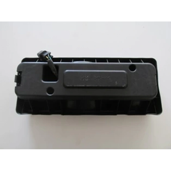 hyundai hd 72-77 kamyonet- 2000-2002  stop lambası sağ beyaz/kırmızı/sarı (famella) Oem No (924204F030)