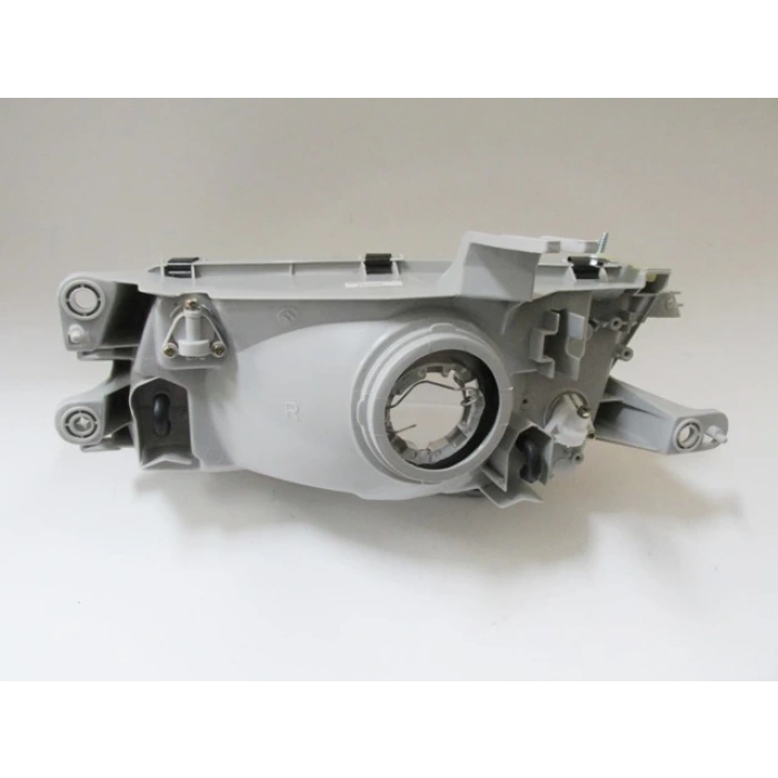 mazda 323- famılıa- 1995-1997  far lambası sağ manuel 1.8cc (h4) (dj auto) Oem No (BC5B51030)