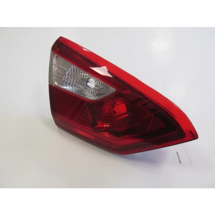 ford focus- sd- 2012-2014  iç stop lambası sol kırmızı/beyaz (pleksan) Oem No (BM5113A603AD)