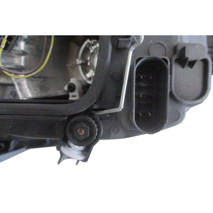 fiat albea- 2005-2013  far lambası sağ elektrikli/motorsuz (ıç aynası sıyah/nikelajlı) (5 fıslı)(valeron)