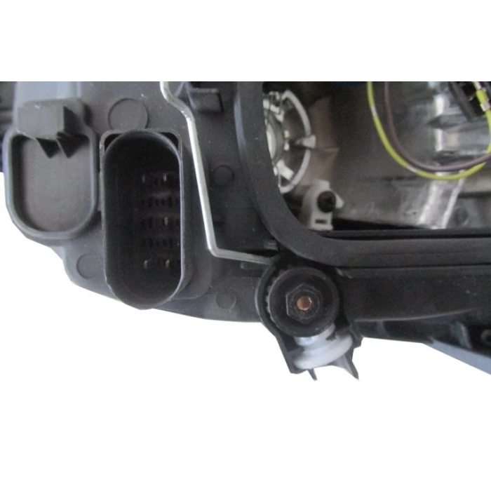 fiat albea- 2005-2013  far lambası sol elektrikli/motorsuz (ıç aynası sıyah/nikelajlı) (5 fıslı)(valeron)