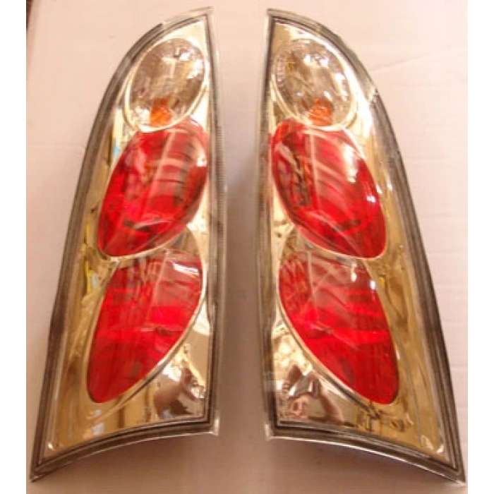 ford focus- hb- 1998-2005  modıfıye stop lambası sağ/sol set 2 parça nikelajlı/kırmızı (5kapı) (tyc))