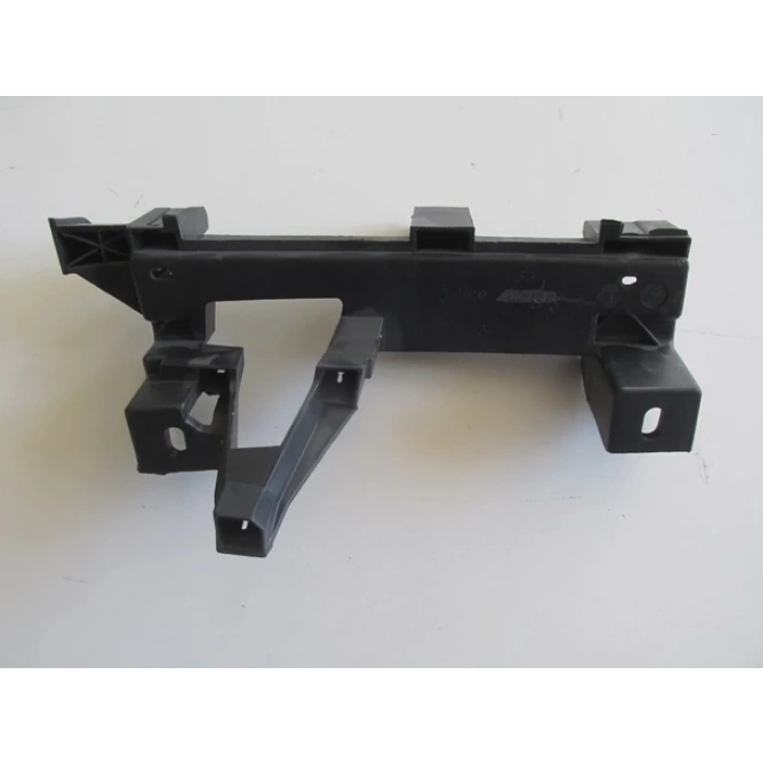 peugeot  307  2006-2008  far alt bağlantı braketi sol plastik (tyg) Oem No (621281)