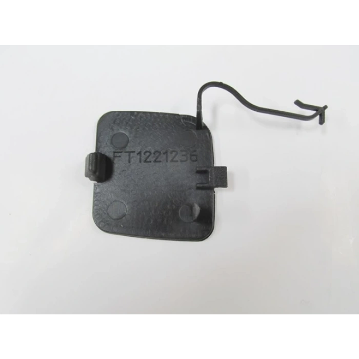 fiat panda- 2004-2012  ön tampon çeki demirri kapağı (ıtalya) Oem No (735357132)