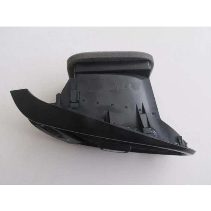 fiat egea- sd/hb/sw- 2015-2020  ön gögüs köse üfleme petegı sol (dıfızör) Oem No (735601329)