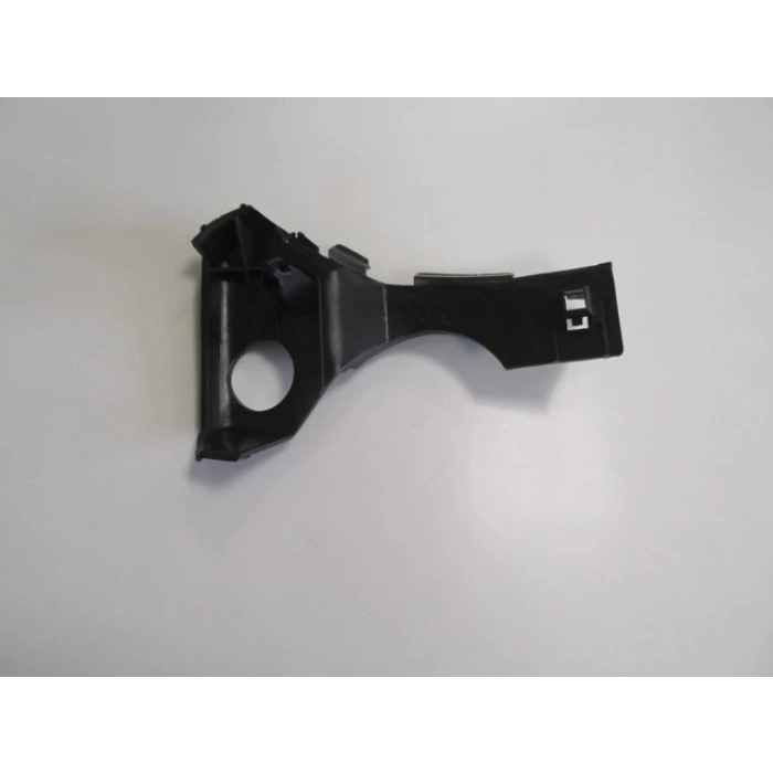 toyota corolla- zze121- 2002-2006  ön tampon braketi sağ plastik Oem No (5211502050)